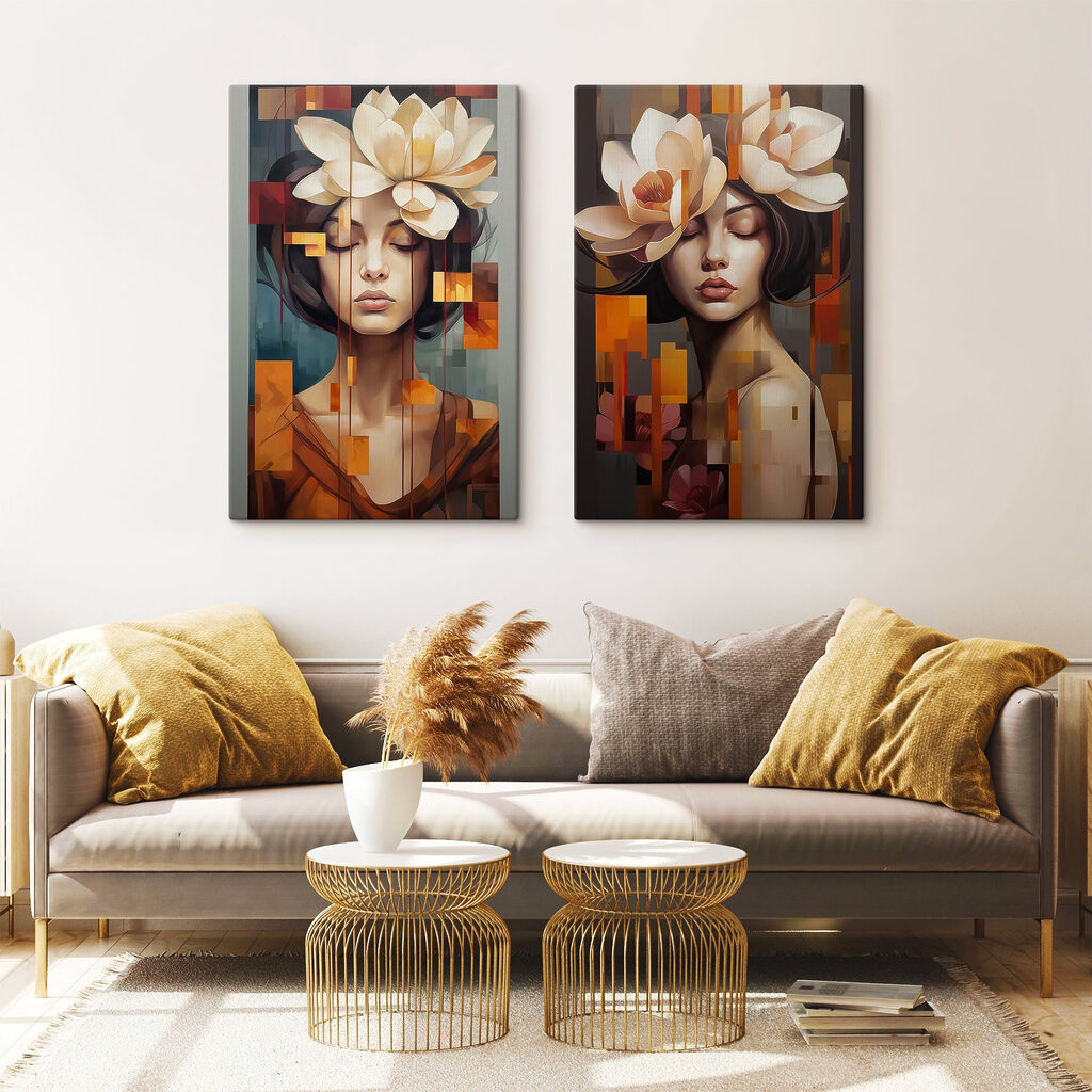 Mujer con flor en un interior