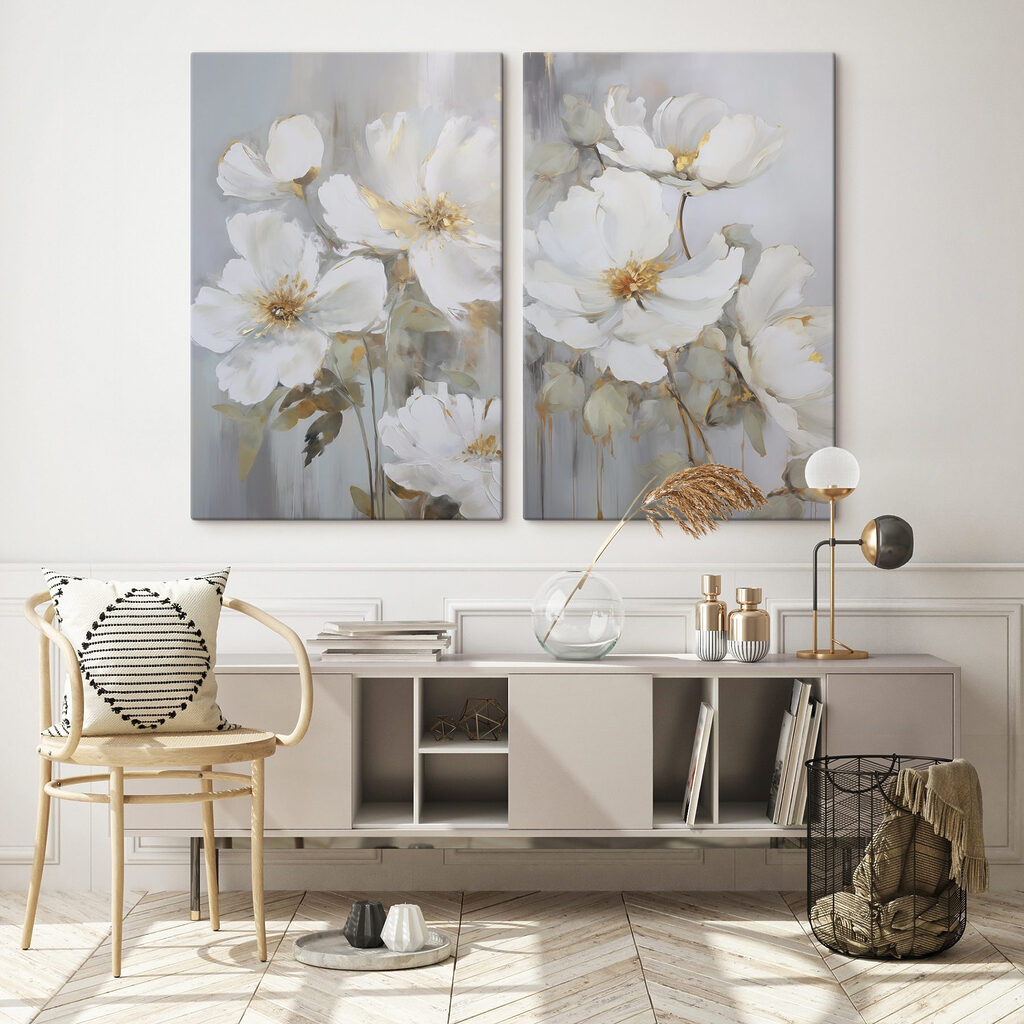 Flores con goteos sueltos en un interior