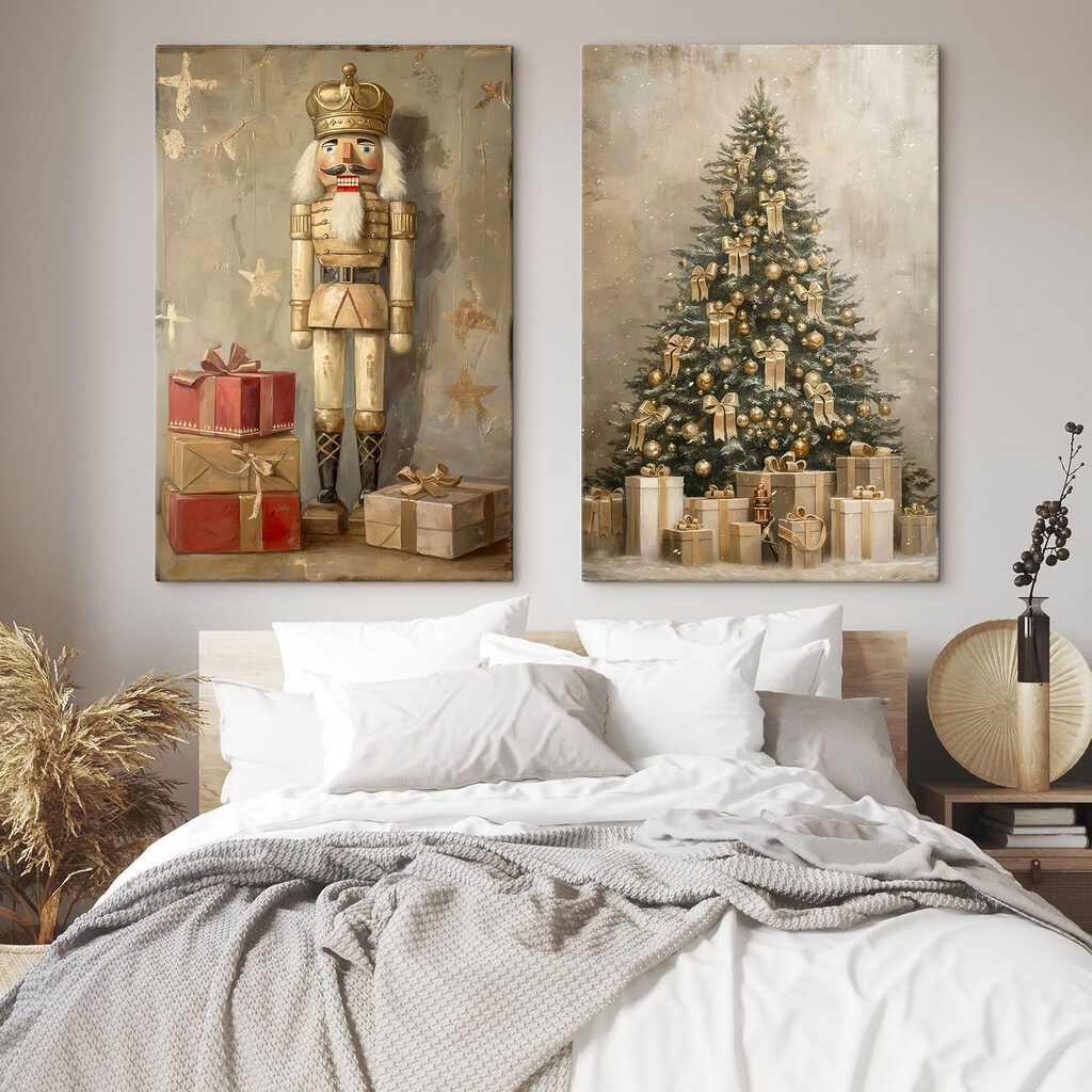 Cascanueces y árbol navideño en un interior