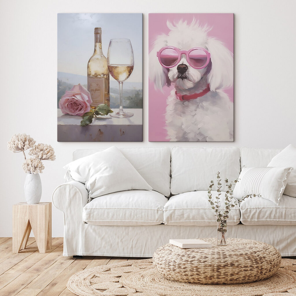 Perro y copa en un interior