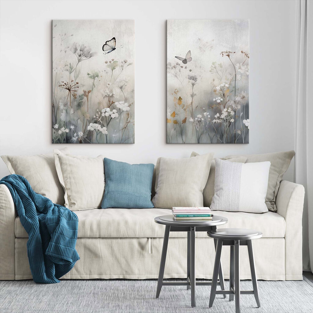 Mariposas sobre el prado en un interior
