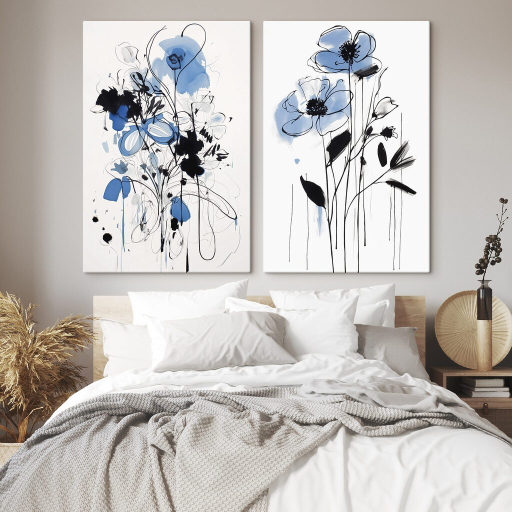 Flores en trazo negro en un interior