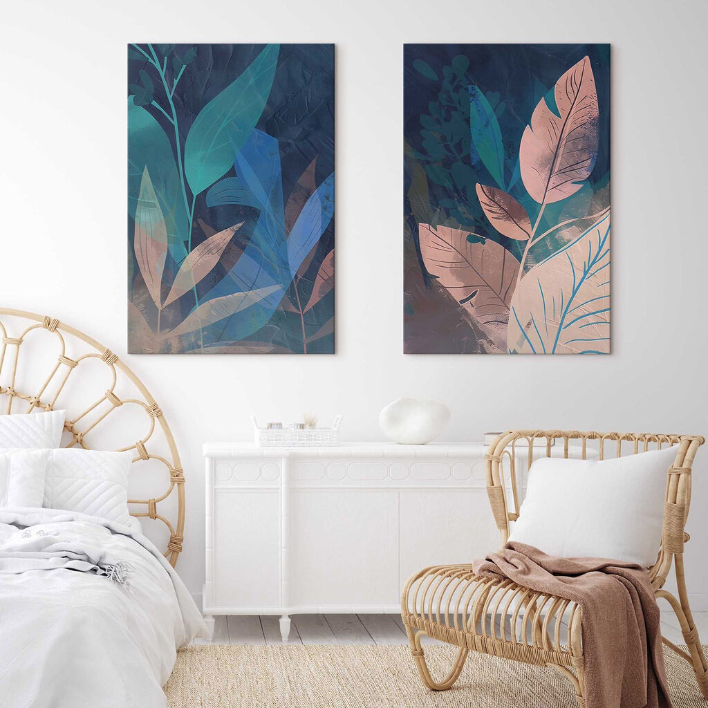 Hojas y plantas en un interior