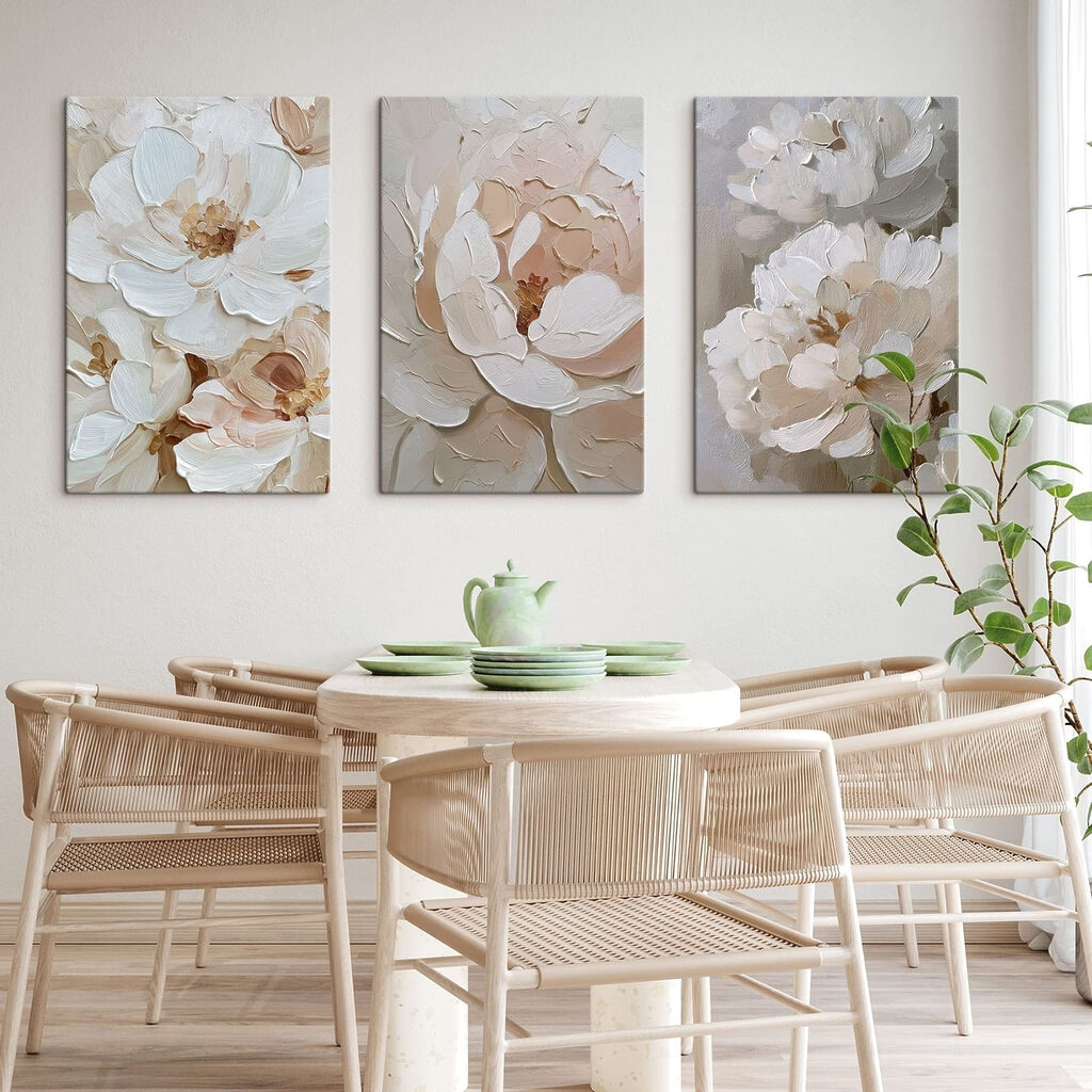 Flores en capas suaves en un interior