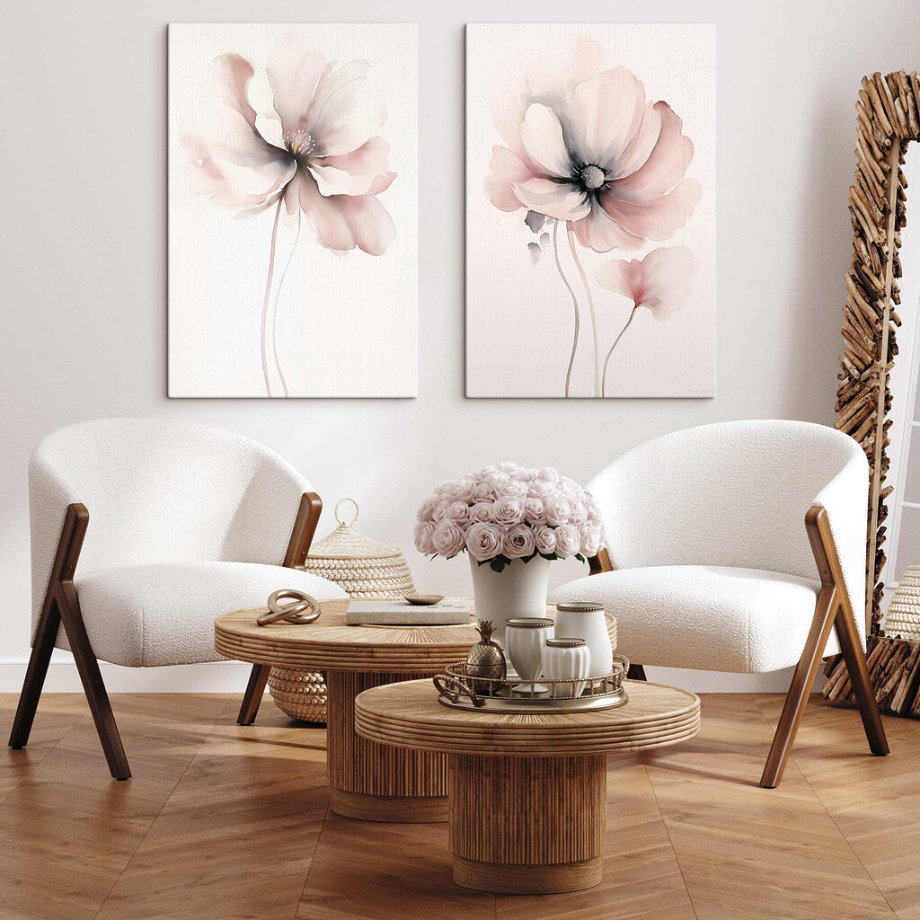 Flores de tallo fino en un interior