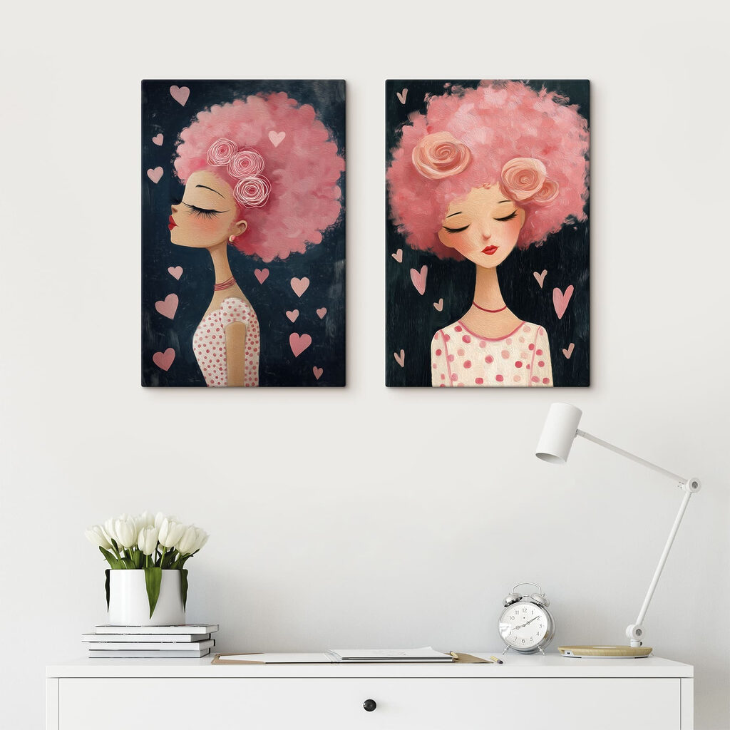 Mujeres de pelo rosa en un interior