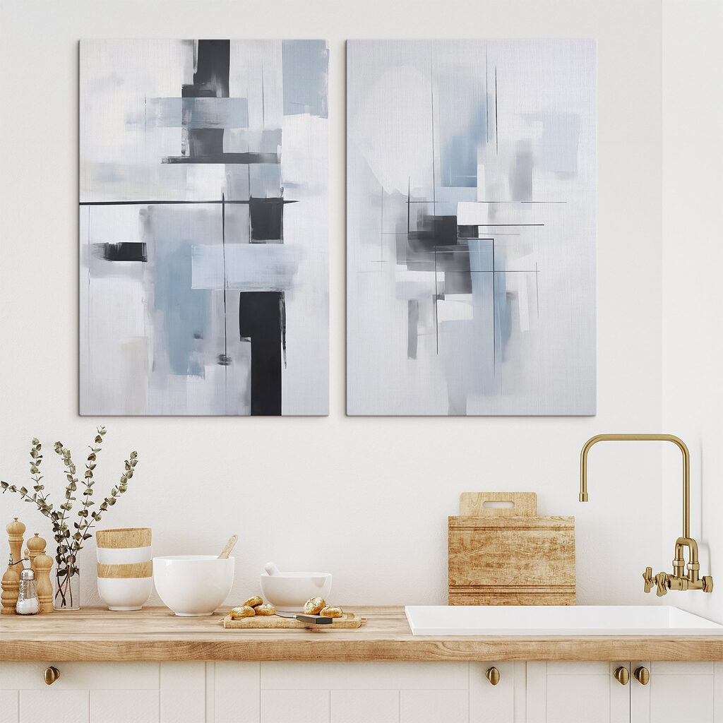 Formas abstractas en gris en un interior