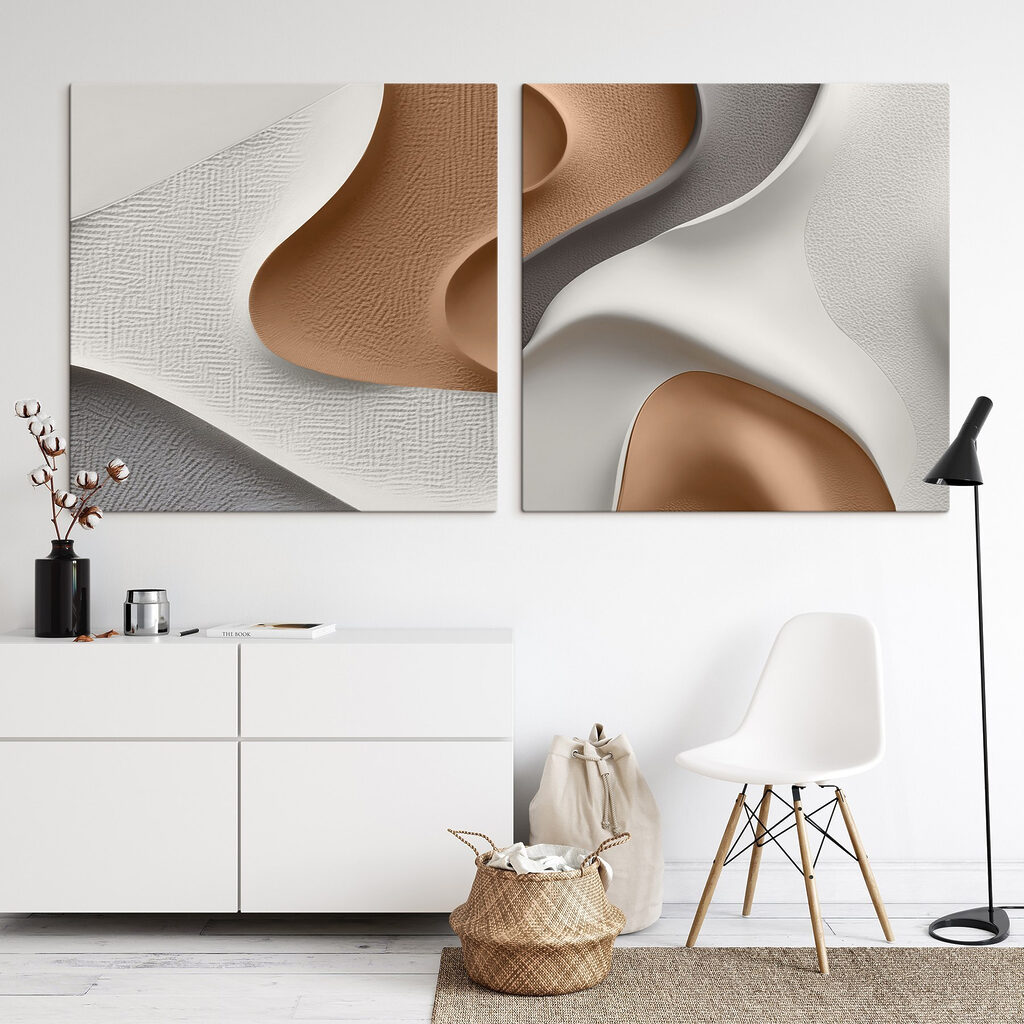 Cobre entre formas blancas en un interior