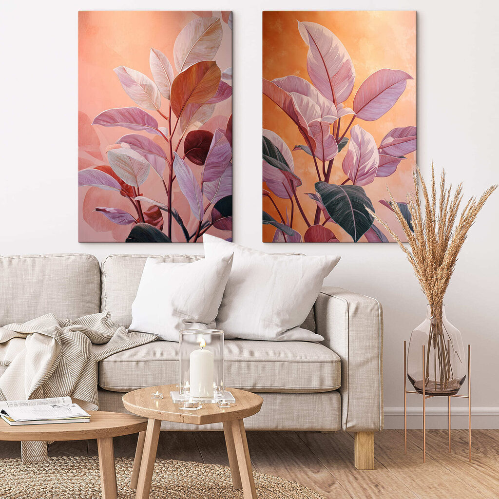 Hojas rosas al atardecer en un interior