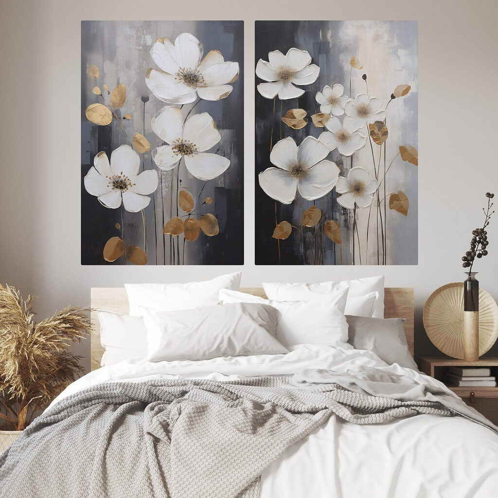 Flores al anochecer en un interior
