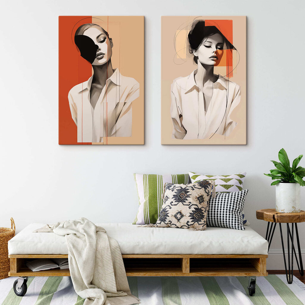 Ojos cerrados, blusa blanca en un interior