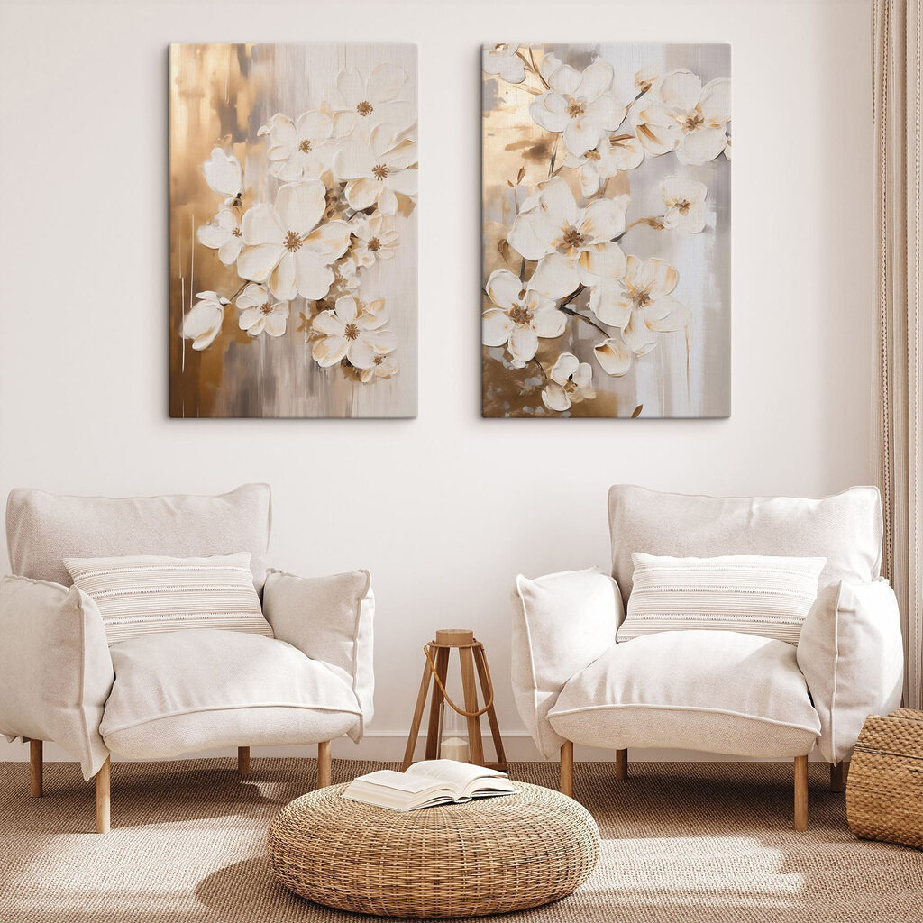 Flores blancas al atardecer en un interior