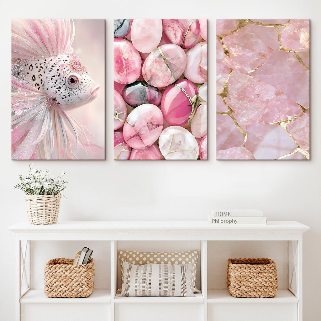 Piedras rosas y blancas en un interior