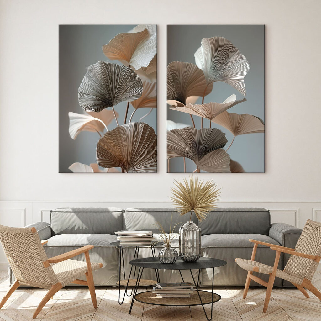 Hojas abanicadas en gris en un interior