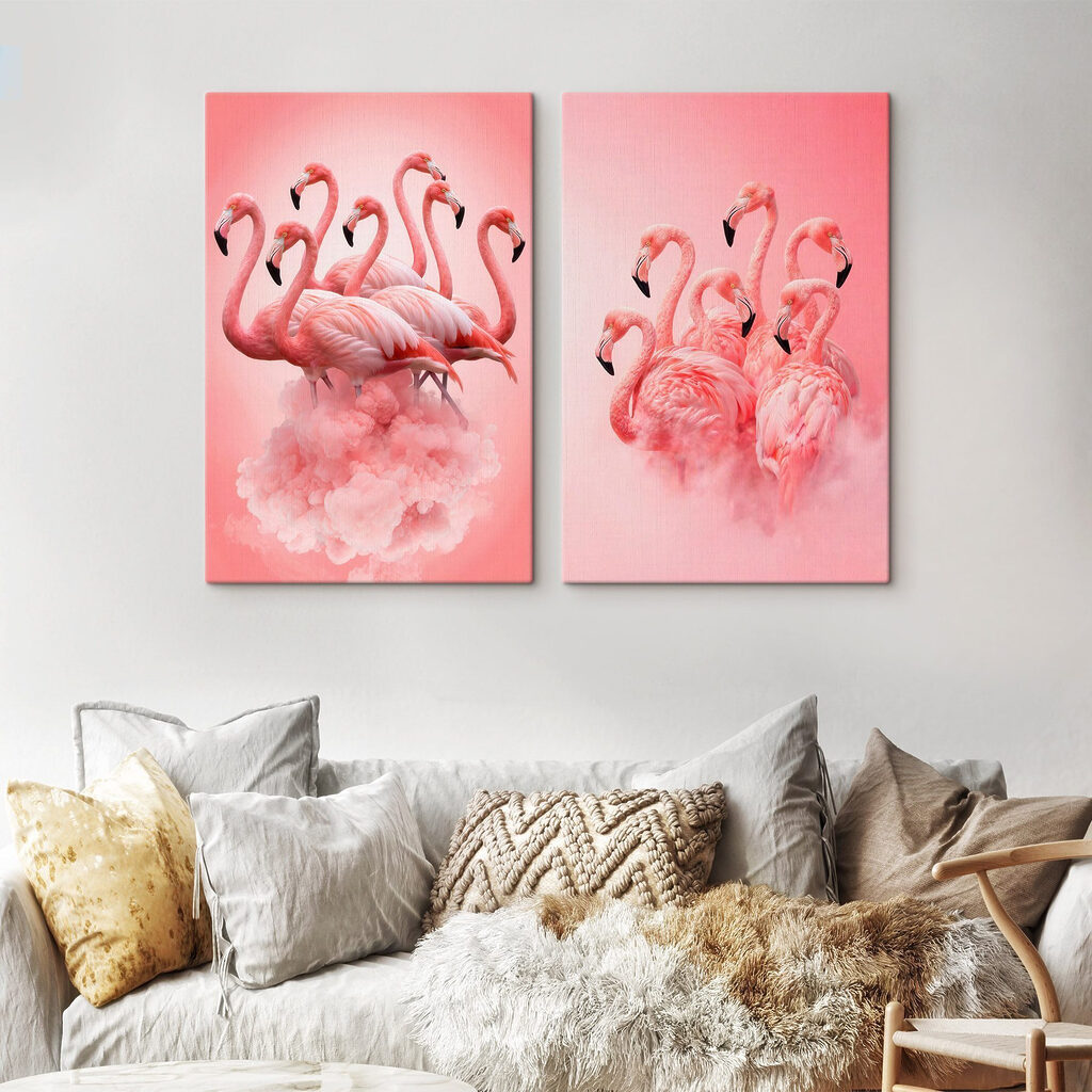 Flamencos entre nubes en un interior