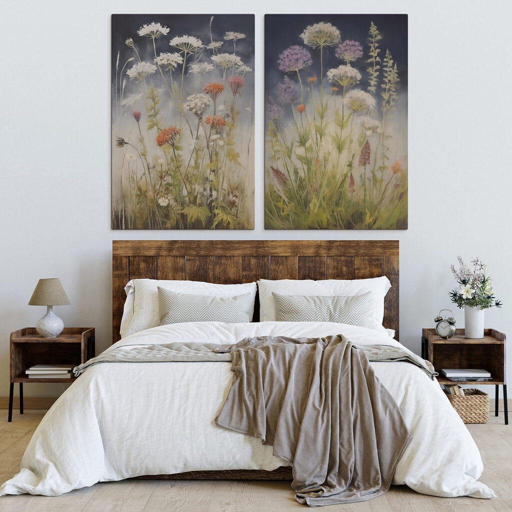Flores silvestres al anochecer en un interior