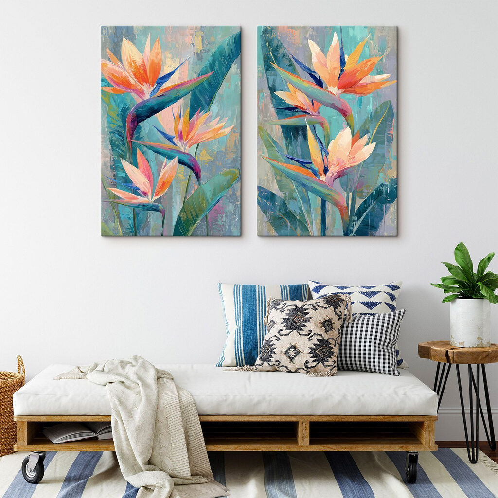 Flores tropicales en pinceladas en un interior