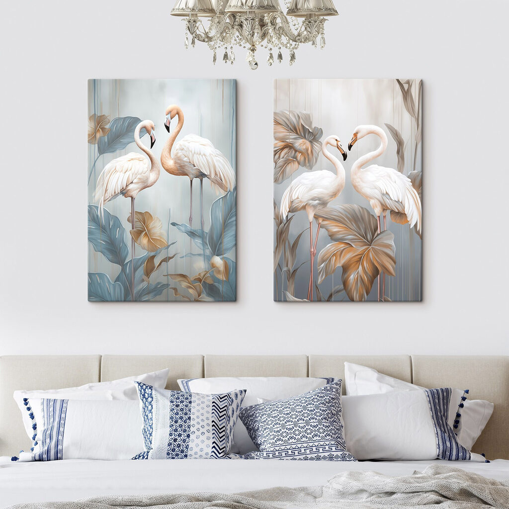 Flamencos de cuellos juntos en un interior