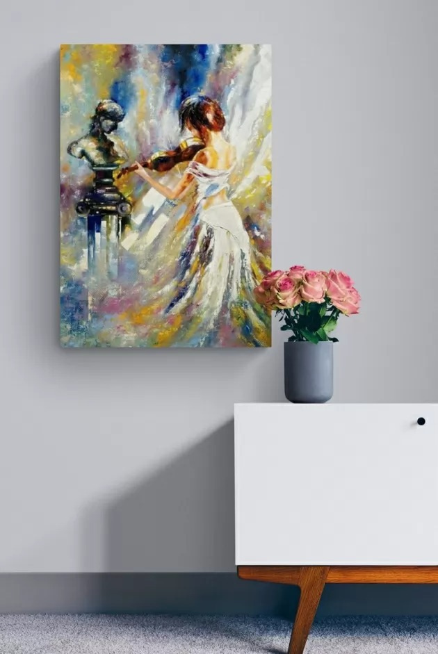 Violinista entre trazos — interior 2
