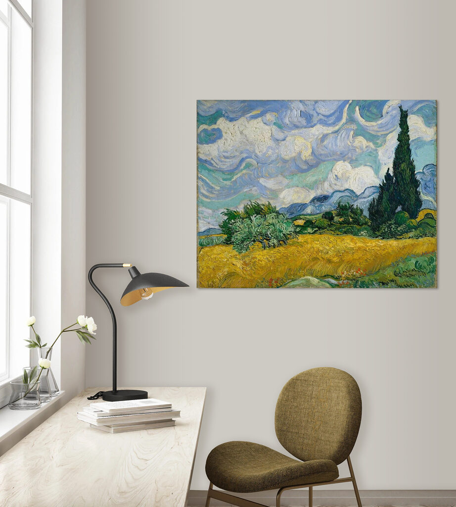 Cipreses bajo nubes giratorias — interior 5