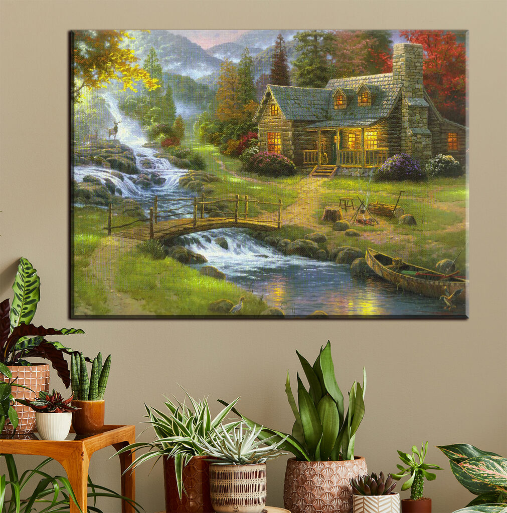 Casita junto a cascadas en un interior