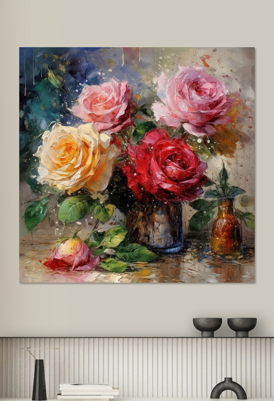 Rosas en jarrón metálico — interior 1