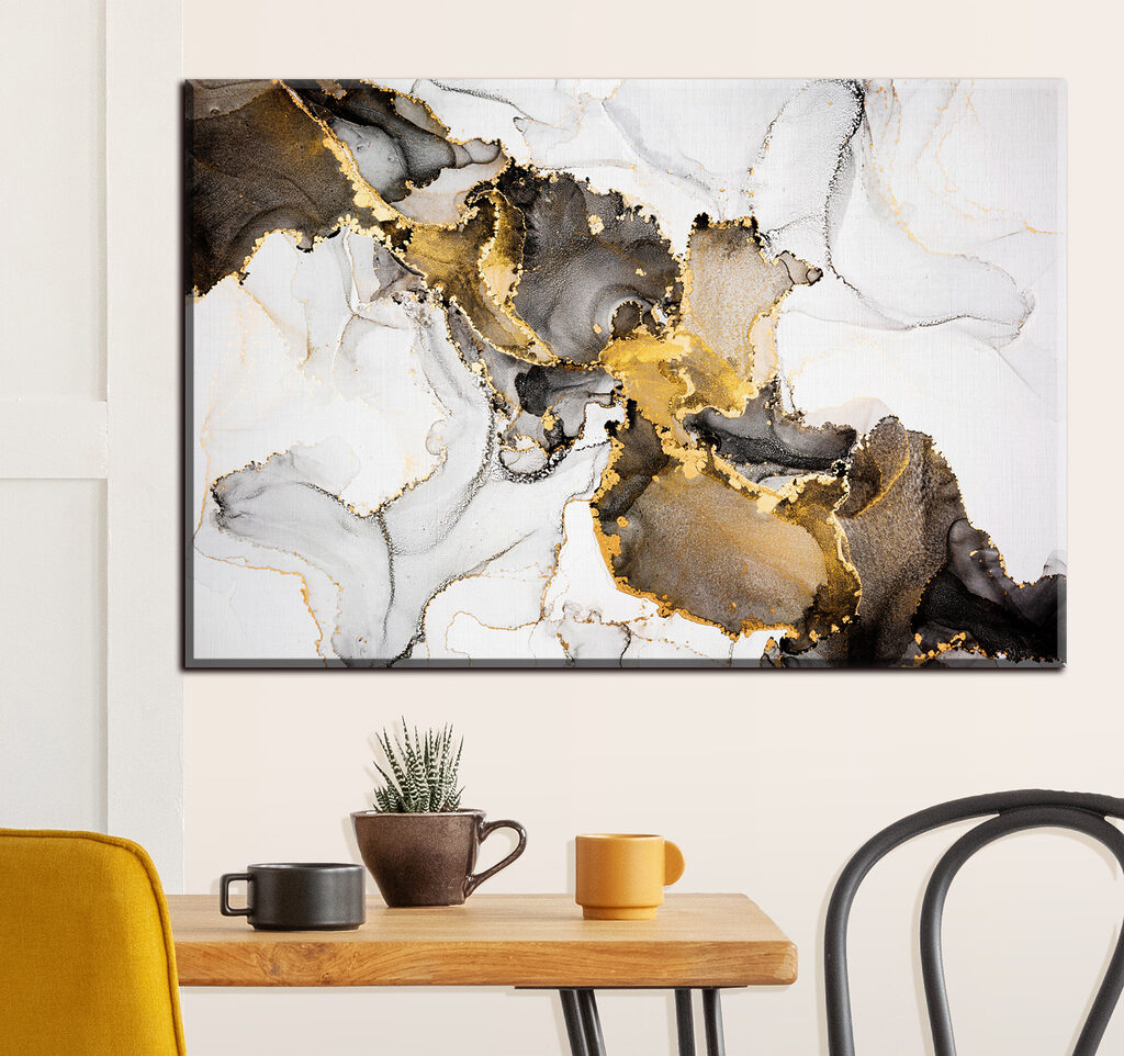 Grietas doradas en contraste — interior 3
