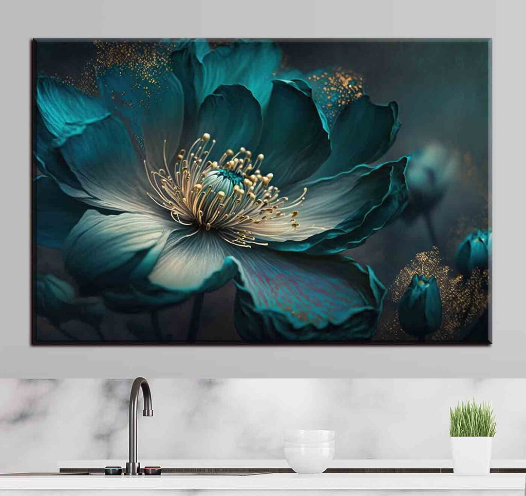 Flor turquesa de cerca en un interior