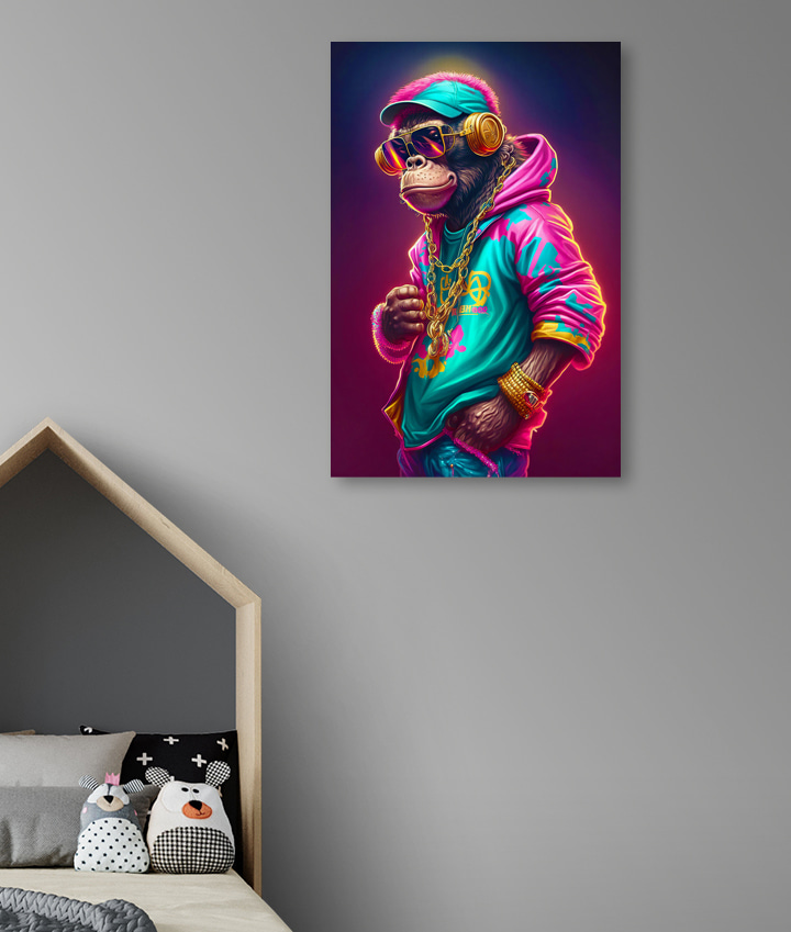 Mono en sudadera neón — interior 2