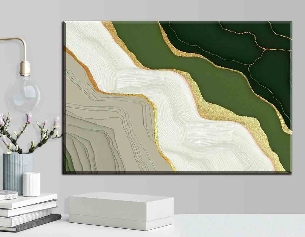 Capas verdes sobre crema — interior 3