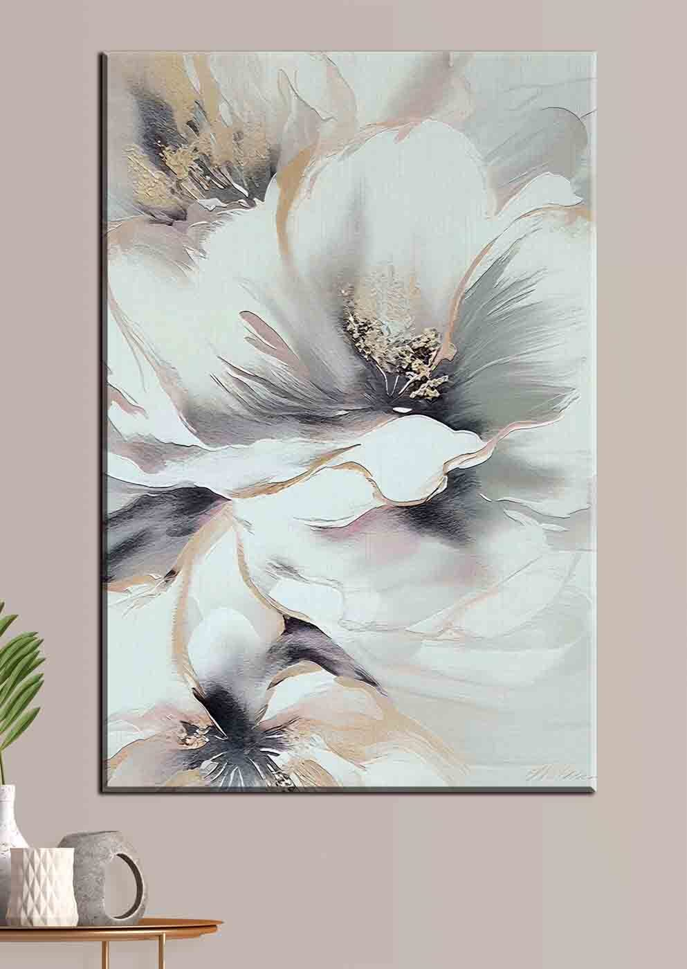 Flor blanca tranquila — interior 1