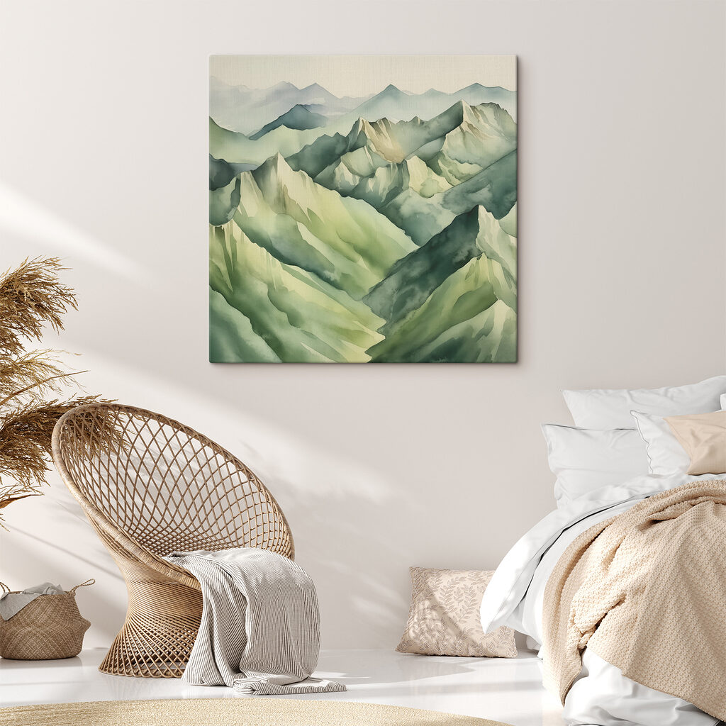 Montañas verdes en capas — interior 2