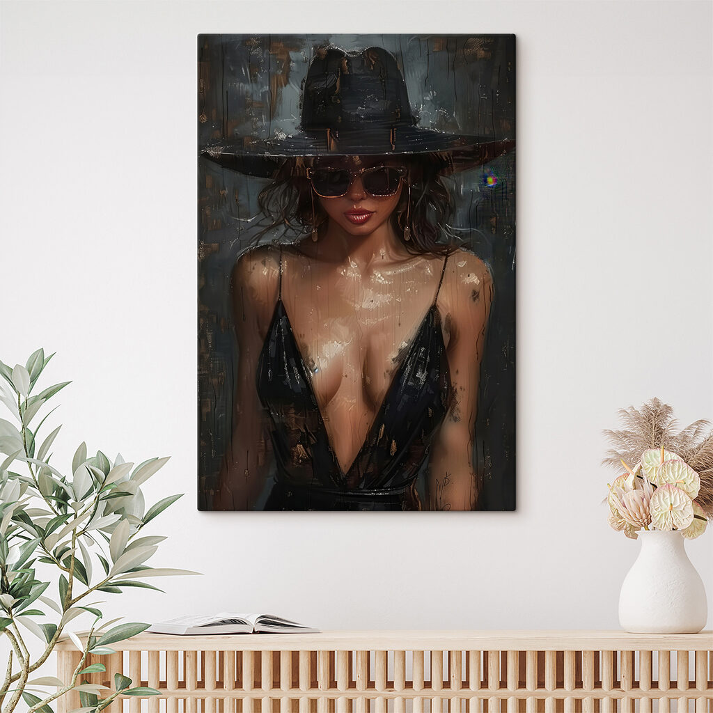 Sombrero oscuro, ojos ocultos — interior 1