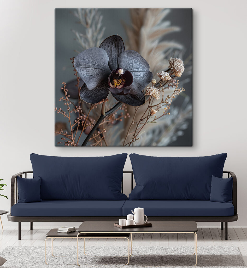 Orquídea oscura entre gramíneas — interior 3