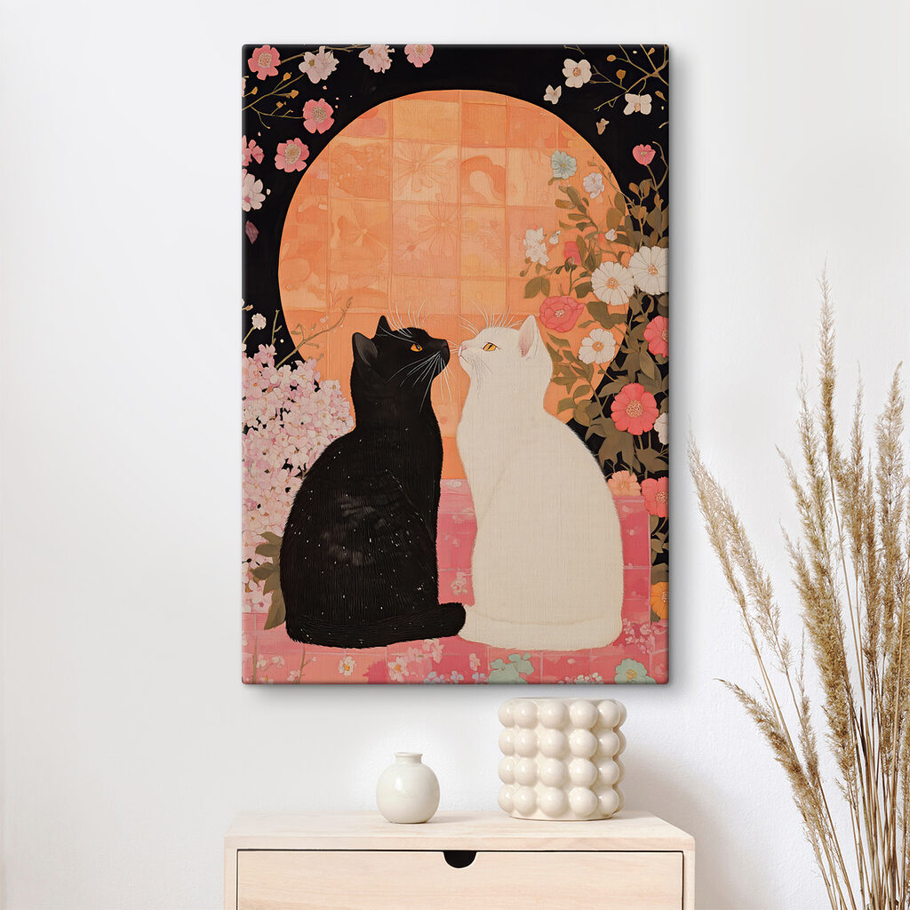 Dos gatos entre flores — interior 1