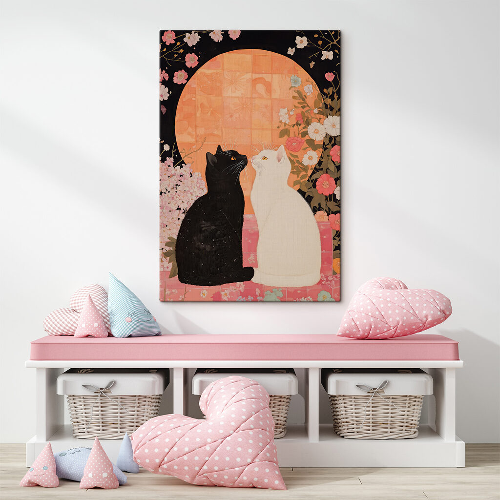 Dos gatos entre flores — interior 3