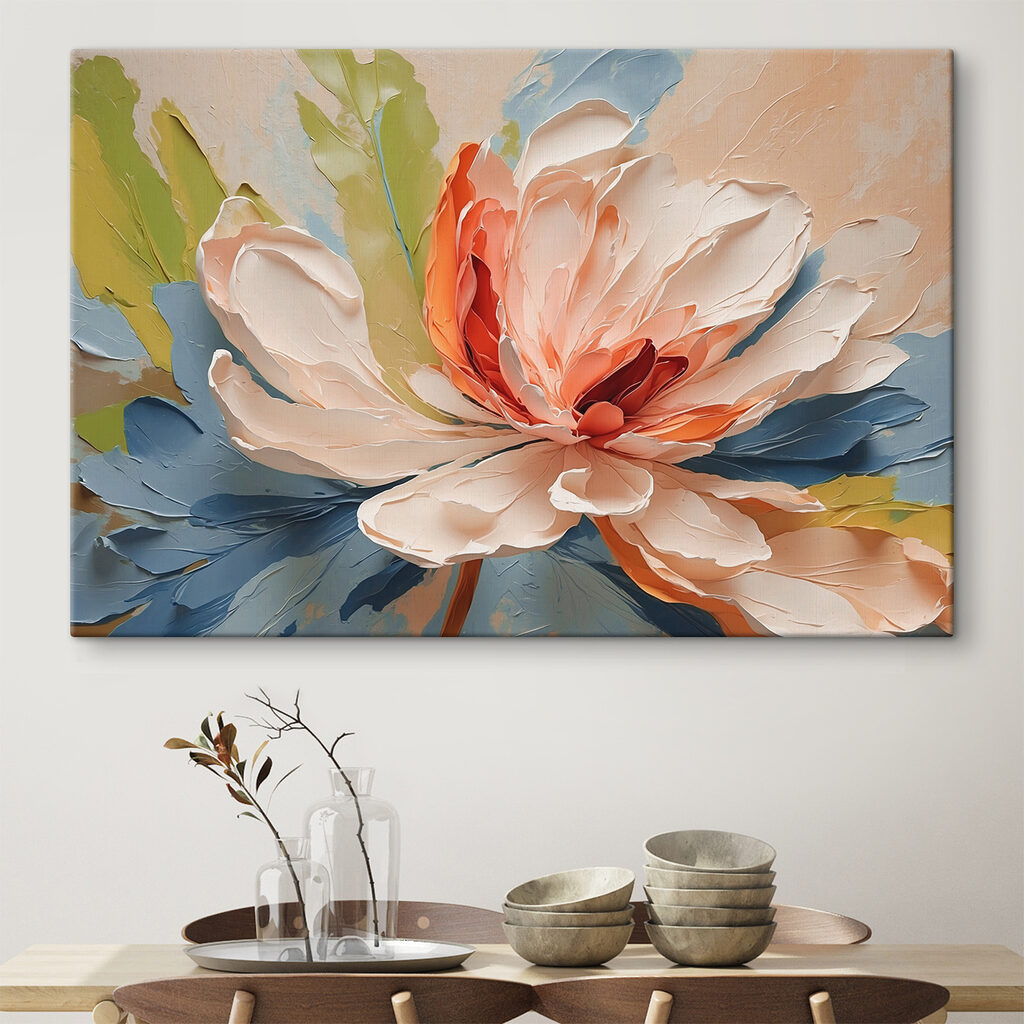 Flor que se abre en un interior