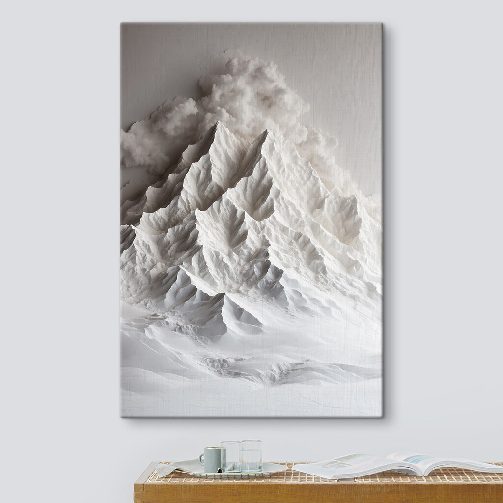 Montaña nevada en bruma — interior 3