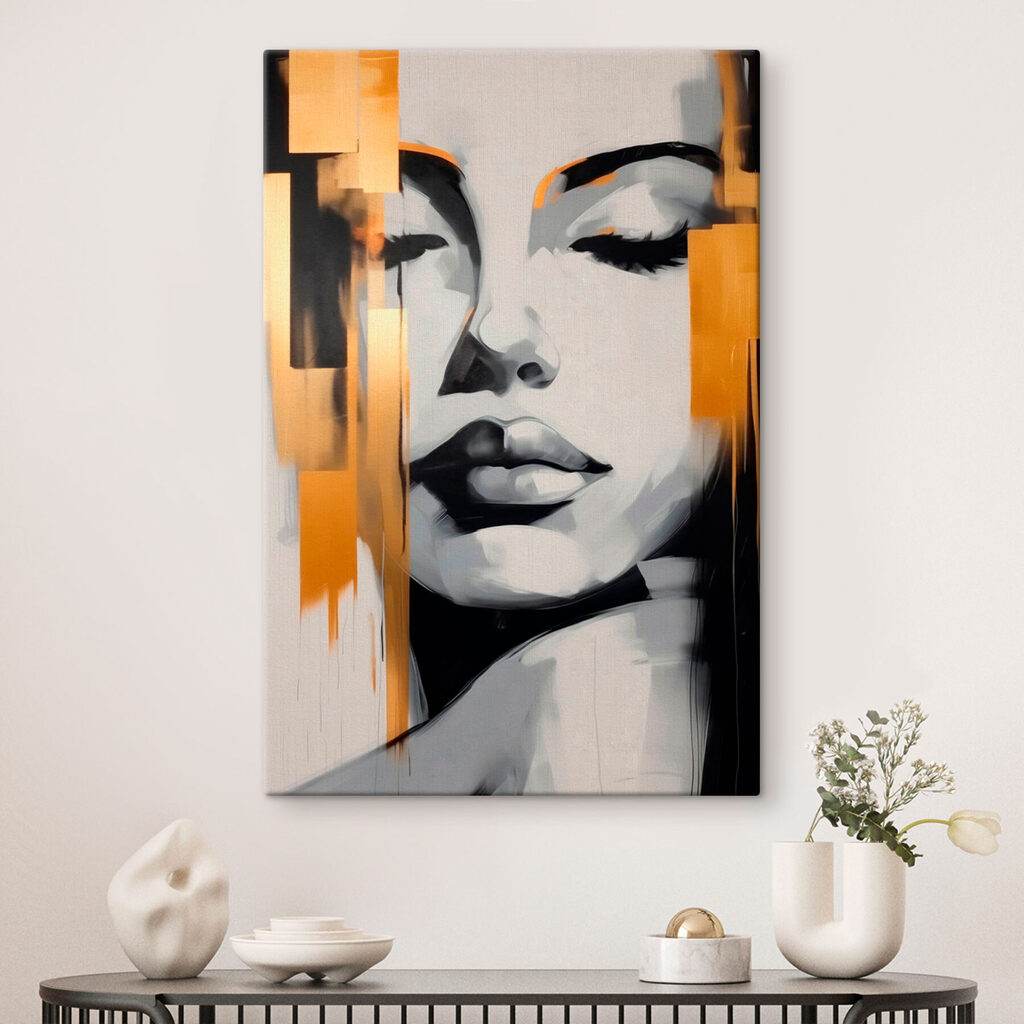 Rostro entre franjas doradas — interior 1