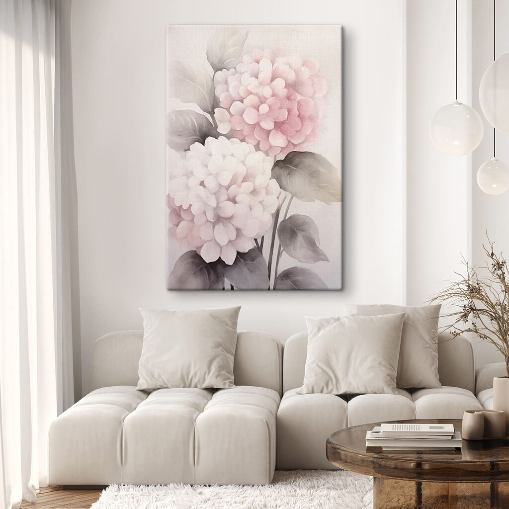 Dos hortensias rosa pastel en un interior