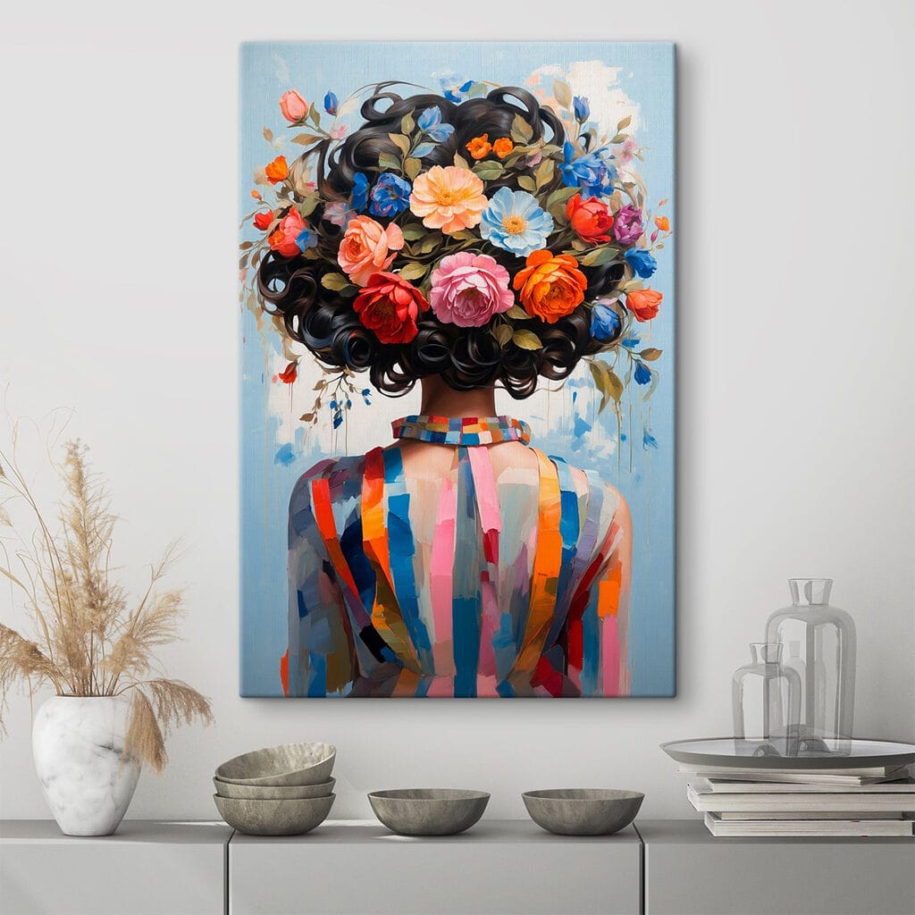 Figura con corona floral — interior 1