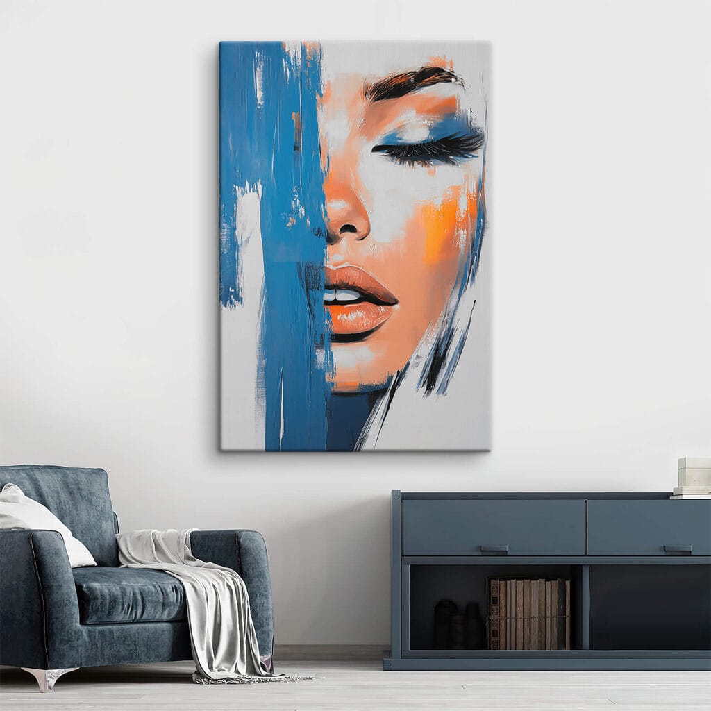 Mirada tras pintura azul — interior 2