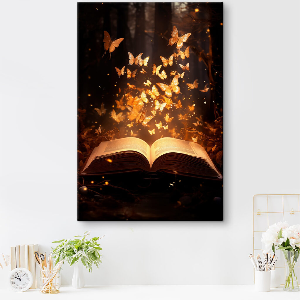 Mariposas sobre un libro en un interior