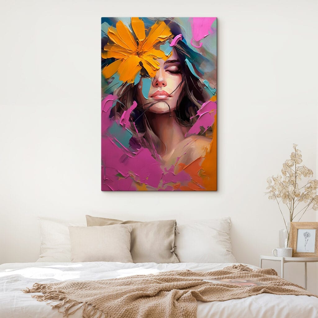 Rostro entre flores intensas — interior 1