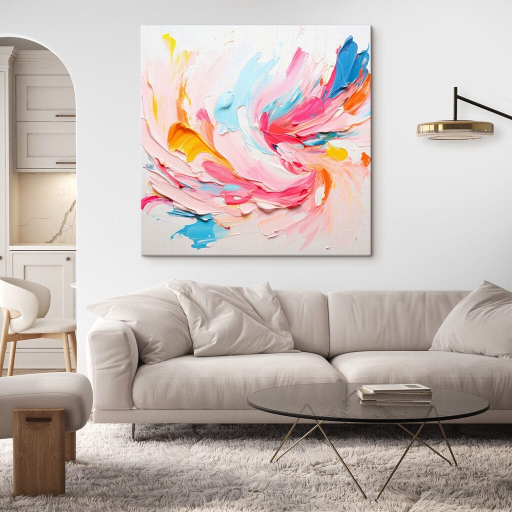 Abanico de colores en un interior
