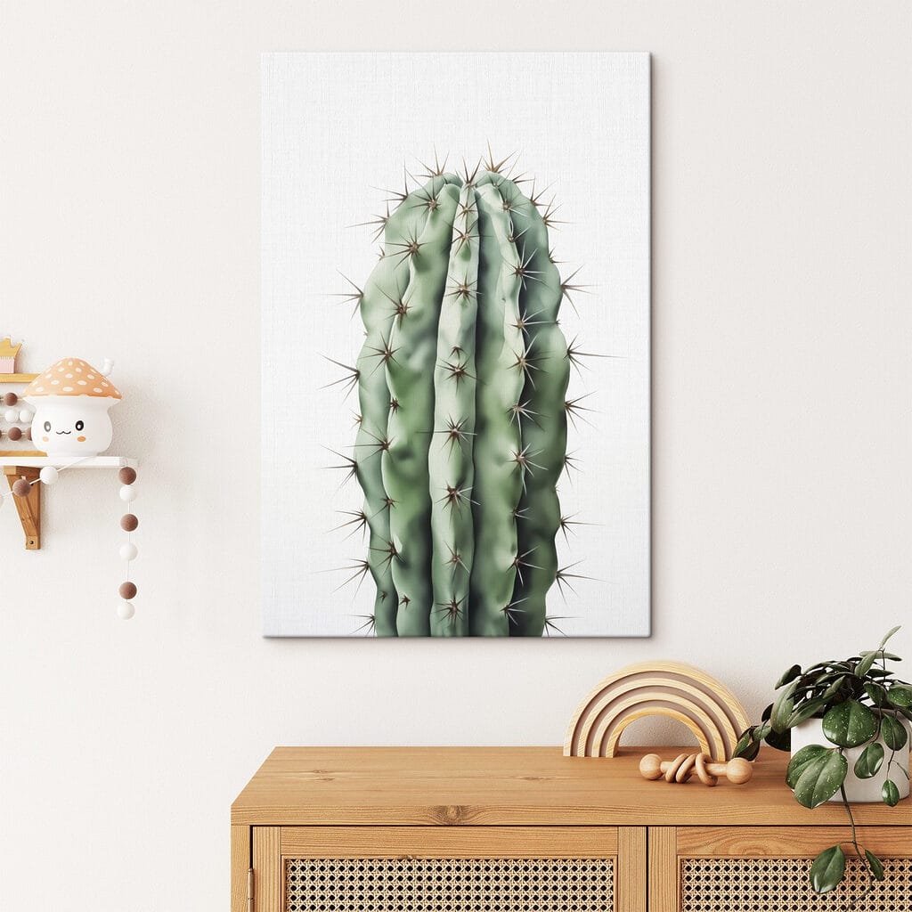 Cactus columnar sobre blanco — interior 1