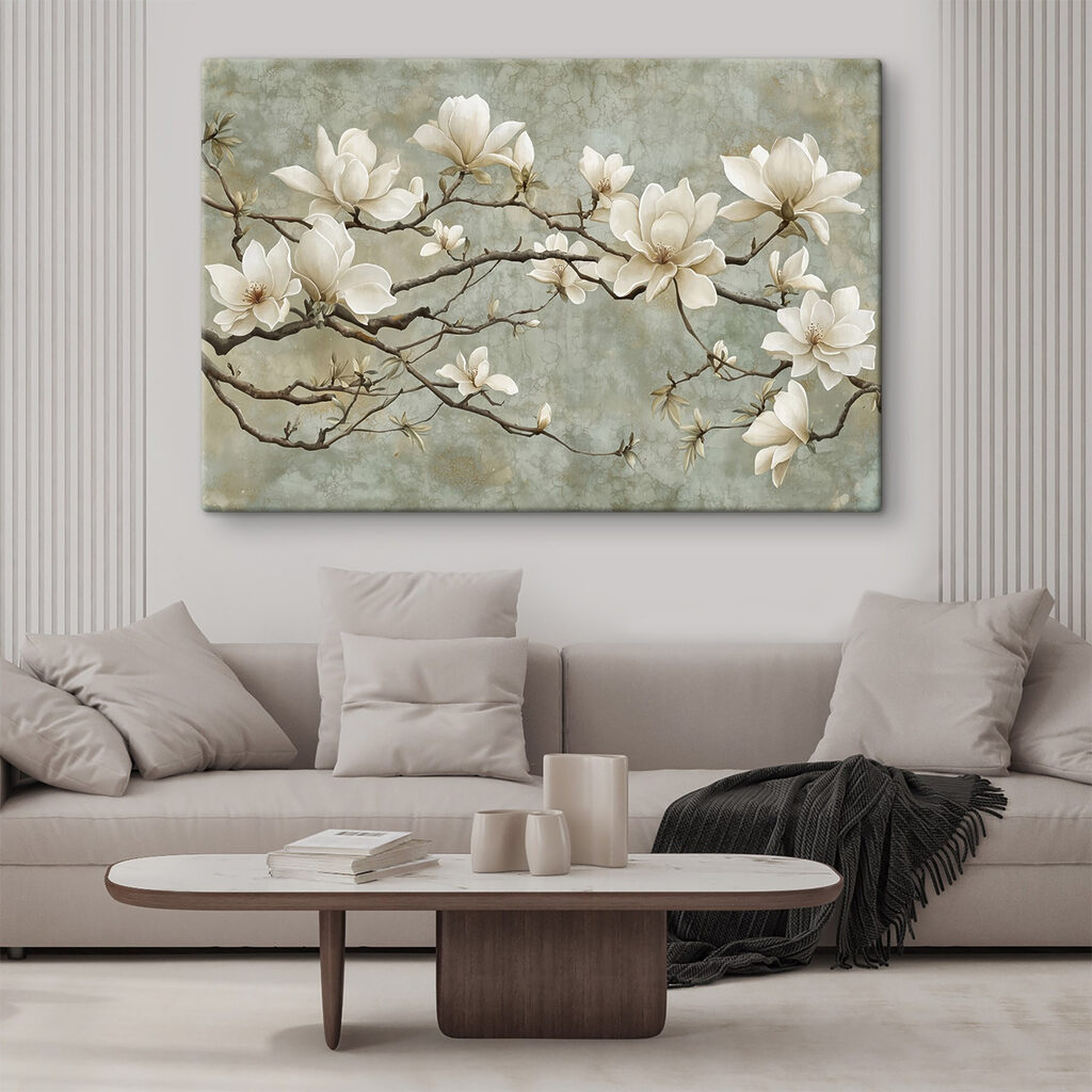 Magnolia sobre ramas grises — interior 2