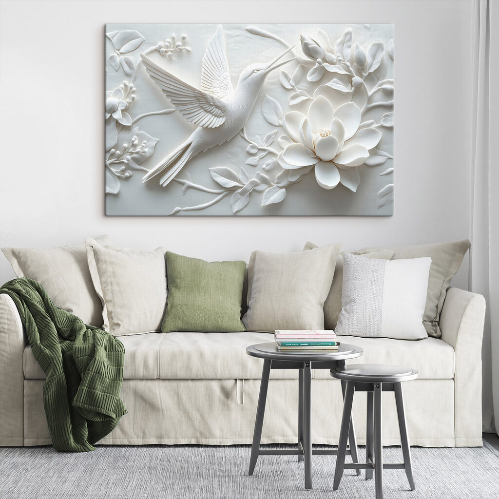 Colibrí blanco entre flores — interior 1