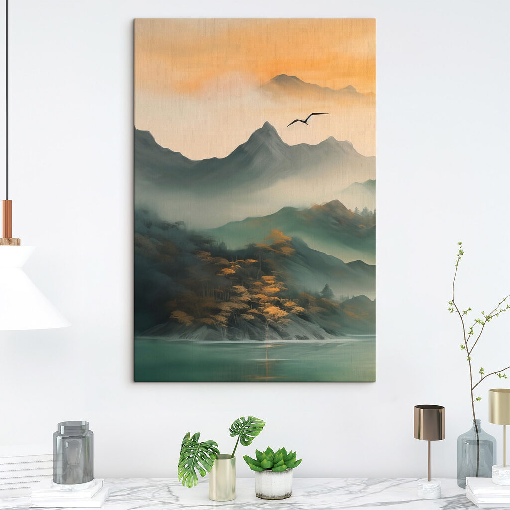 Pájaro sobre montañas nebulosas — interior 2