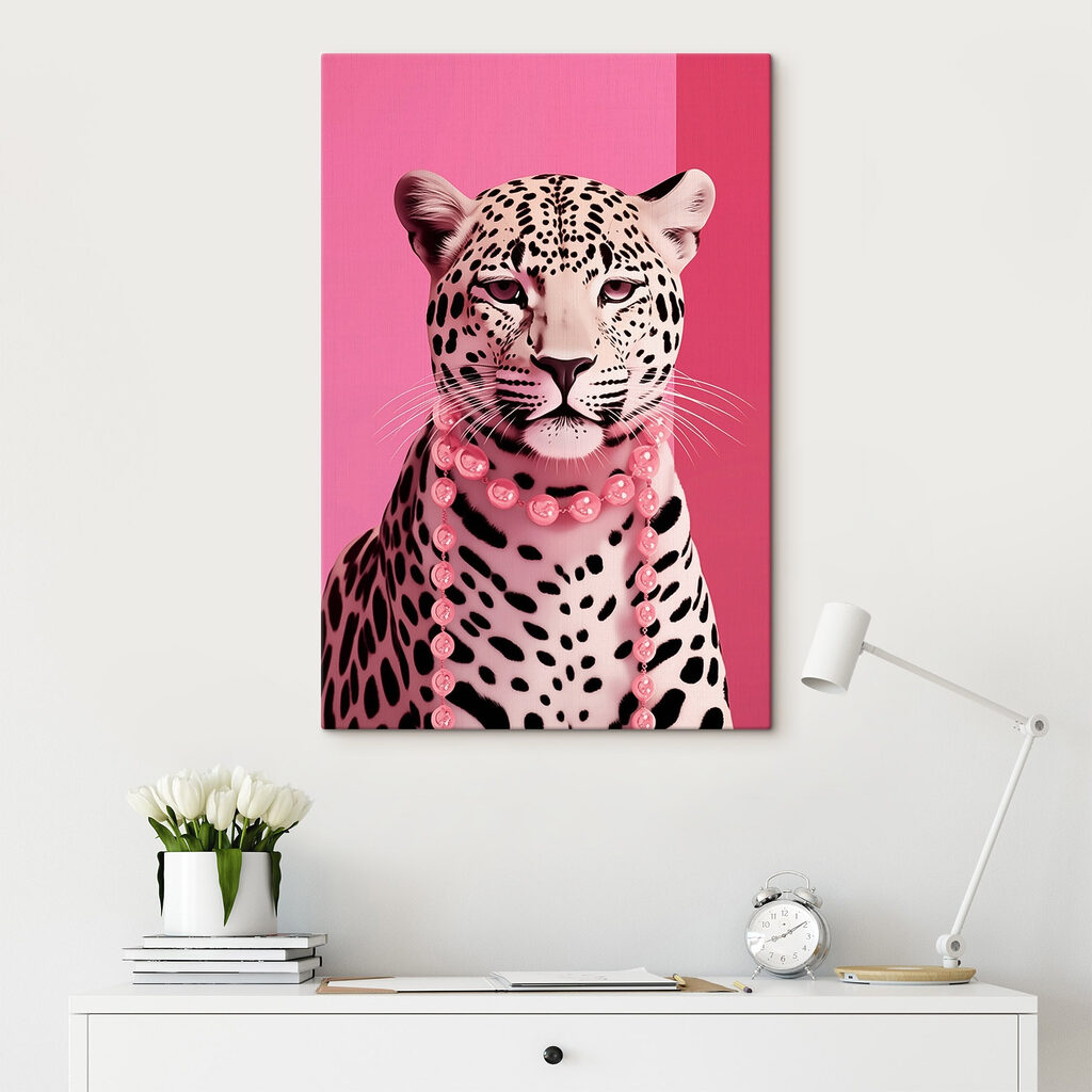 Leopardo sobre rosa — interior 1